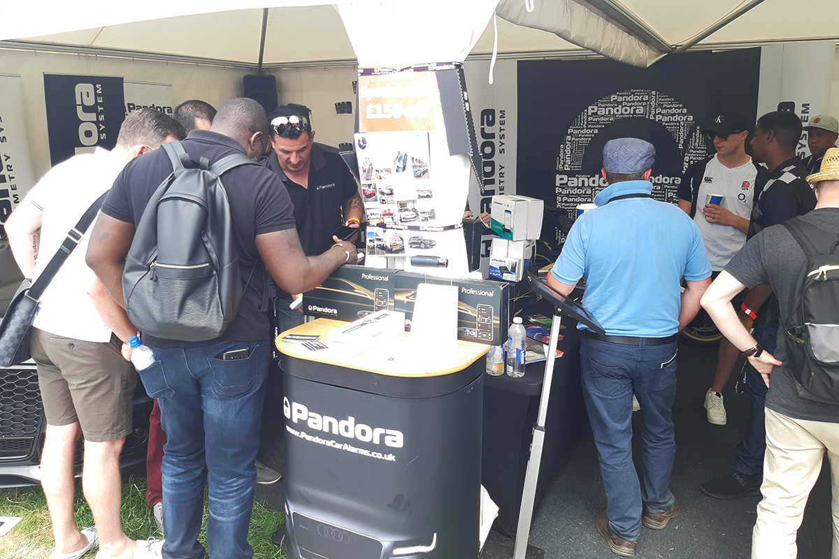Pandora на автофестивале Goodwood UK – фото 10